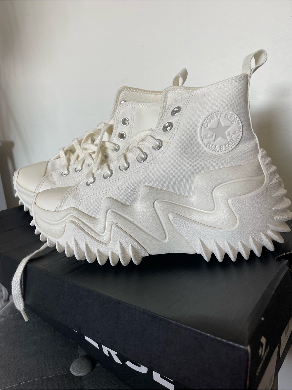 Converse Run Star Hike High-Top Sneakers in Off-White/Cream - Picture 2 of 10